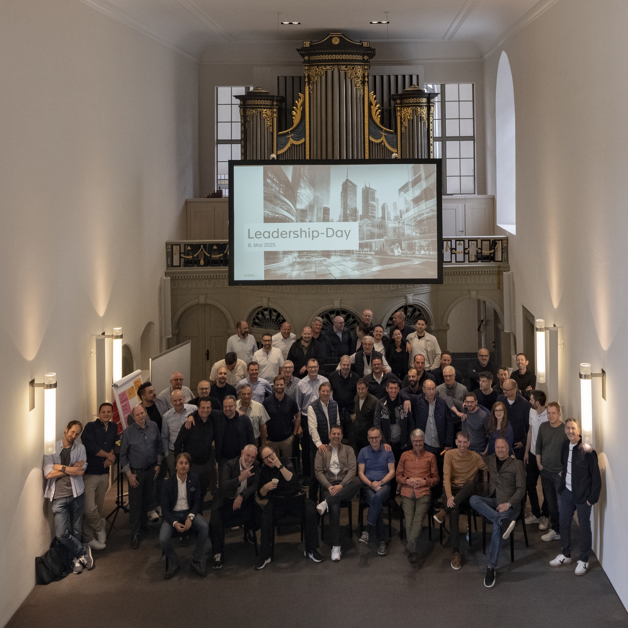 Experiences: Leader Days mit Führungsteam im Saal