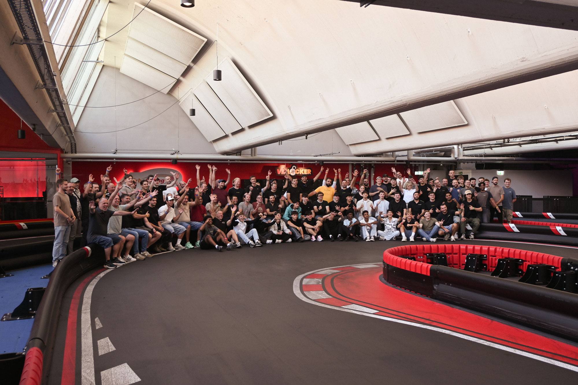 5er Clan: Anlass in einer Kartbahn